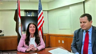 وزير الاستثمار وسفيرة واشنطن يعقدان لقاءا موسعا مع ممثلي 40 شركة أمريكية 