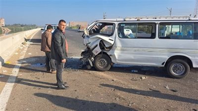 مصرع وإصابة 8 أشخاص في انقلاب ميكروباص على الطريق الصحراوي بالمنيا