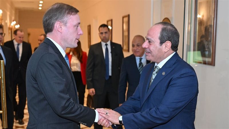 الرئيس السيسي ومستشار
