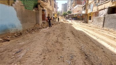 محافظ الإسكندرية يوجّه بالإسراع في إنهاء أعمال رصف الطرق بالأحياء