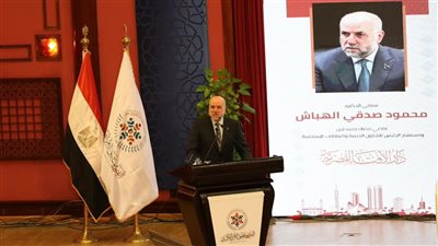 مستشار الرئيس الفلسطيني: الأقصى يحمل آمالنا وسنصلي فيه قريبًا 