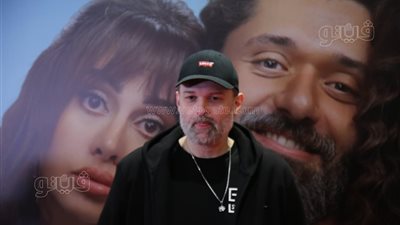 محمد محمود عبدالعزيز يدعم شقيقه كريم بالعرض الخاص لفيلم «الهنا اللي أنا فيه» (صور)