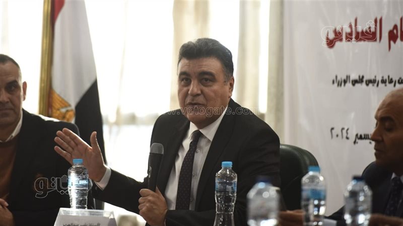 الخبير الإعلامي ياسر