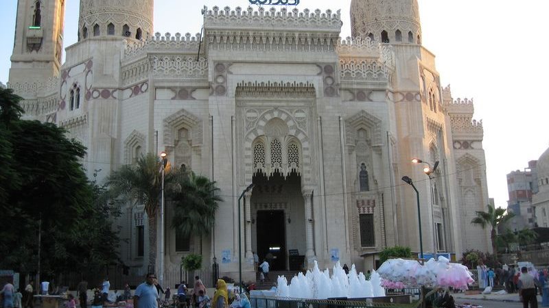 موعد اذان المغرب،