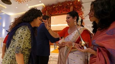 سياسي خليجي: عدد الهنود في الإمارات أصبح 4 أضعاف سكان البلد 