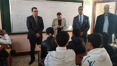 قرارات وكيل التعليم بالدقهلية، أبرزها منع دخول أولياء الأمور للمدارس 