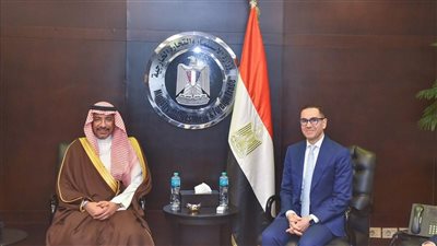 وزير الاستثمار يبحث مع وفد حكومي سعودي سبل تطوير علاقات التعاون الاقتصادي
