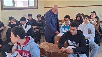 جولات لمديري الإدارات التعليمية لتحقيق الانضباط بمدارس البحيرة (صور)