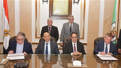جامعة القاهرة توقع مذكرة تفاهم مع مختبر خلايا السرطان بـ