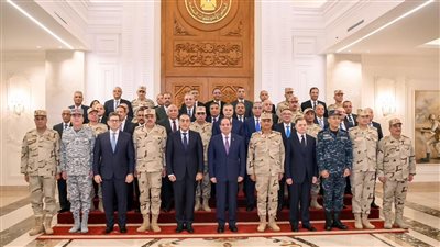 4 قرارات جمهورية مهمة ورسائل حاسمة من السيسي للمصريين عن التحديات الداخلية والخارجية