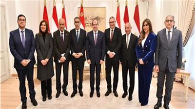 تناول الأوضاع الإقليمية، أبرز تصريحات الرئيس السيسي خلال اجتماعه ببعض الإعلاميين (إنفوجراف)