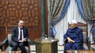 شيخ الأزهر يستقبل وزير العمل لبحث سبل التعاون المشترك