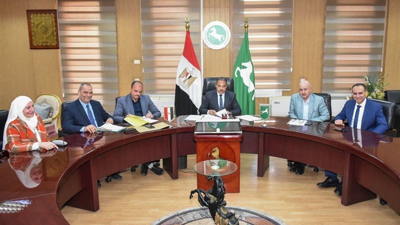 محافظ الشرقية يترأس