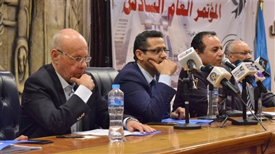 استطلاع الصحفيين: 58.7% من المحررين يستخدمون التقنيات الرقمية بشكل منتظم