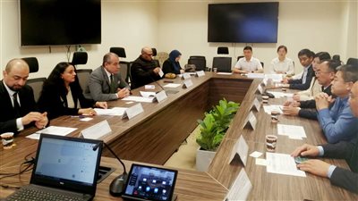 رئيس التمثيل التجاري يلتقي مع محافظ مدينة جوانجراو الصينية لبحث فرص الاستثمار في مصر