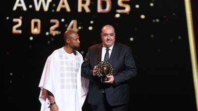 الأهلي يحصد جائزة أفضل ناد في أفريقيا 2024 