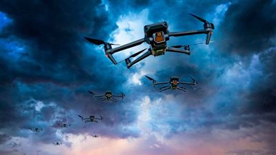 البيت الأبيض يحل لغز المسيرات الغامضة في سماء أمريكا