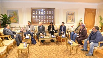 وفد من البنك الدولي يزور أسيوط لمتابعة مشروعات برنامج التنمية المحلية