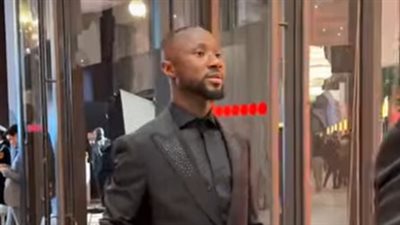 نابي كيتا يصل مقر حفل توزيع جوائز الأفضل في إفريقيا (صور)