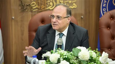 رئيس هيئة الدواء يعلن تفاصيل التعاون مع وزارة الصناعة السعودية بمؤتمر صحفي