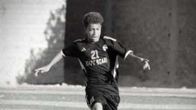 وفاة حسام حسن لاعب نجوم مصر ووالدته في حادث سير 