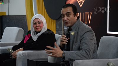  شعبة صناعة الذهب: مصمم المجوهرات يتمتع بحس إبداعي وفني (صور)