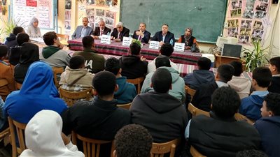 إعلام الداخلة يناقش تحديث مناهج التعليم لمواكبة التحول الرقمي 