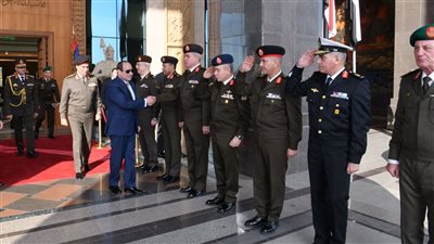 السيسي يوجه رسالة قوية لطلبة الأكاديمية العسكرية: كونوا قدوة ودافعوا عن أمن مصر واستقرارها