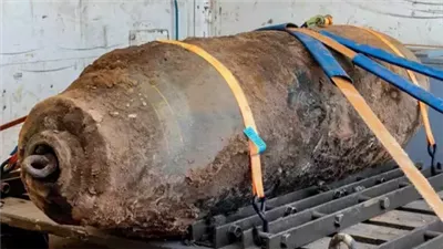 ألقيت قبل 80 عامًا وتزن 10 أطنان، إبطال مفعول قنبلة في ألمانيا 