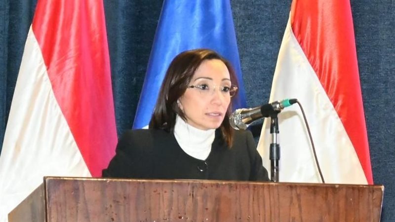 الدكتورة جاكلين عازر