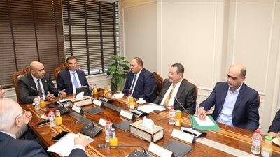 وزيرا الزراعة والتعليم يبحثان سبل التعاون في تطوير المدارس الفنية 