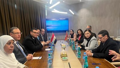 وزير الإسكان يبحث مع نظيرته التونسية آليات تفعيل بروتوكول التعاون