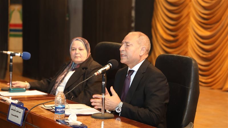 محافظ القاهرة،فيتو