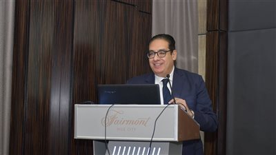 رئيس جامعة القاهرة: نحرص على تعزيز التعاون مع المؤسسات الإيطالية