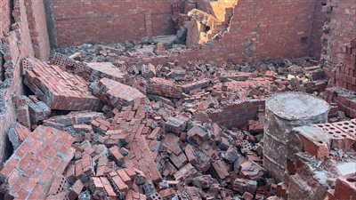 حملة لإزالة مخالفات البناء في الإسماعيلية (صور) 