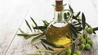 زيت عباد الشمس يسجل 120 جنيهًا، أسعار الزيت اليوم الخميس 19-12-2024 في الأسواق