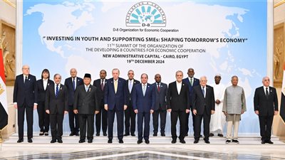 الرئيس السيسي يفتتح قمة الدول الثماني النامية (صور)