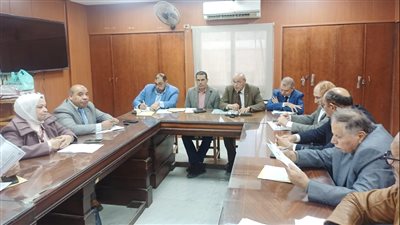 وكيل تعليم الدقهلية يجتمع بمجلس الأمناء والآباء والمعلمين 