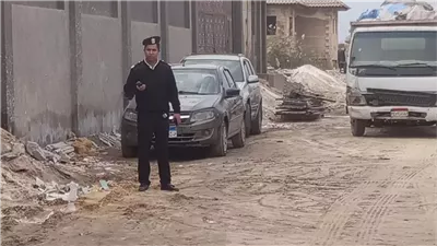 حملة لمواجهة نابشي القمامة بالعجمي في الإسكندرية (صور)