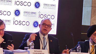 رئيس الرقابة المالية يترأس اجتماع لجنة الأسواق النامية والناشئة في الأيوسكو بتركيا