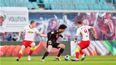 مواعيد مباريات اليوم الجمعة في الدوري المصري والدوريات الأوروبية والقنوات الناقلة