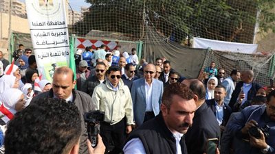 وزير الرياضة ومحافظ المنيا يفتتحان أعمال تطوير نزل الشباب الدولى (صور) 