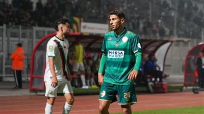 الرجاء يفسخ عقد لاعبه الجزائري بسبب أزمة الخريطة المغربية