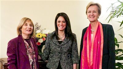 المشاط تستعرض مع بنك الاستثمار الأوروبي تطورات الاقتصاد المصري 