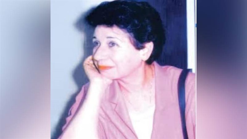 الصحفية الراحلة زينب