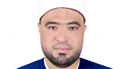 توفي بالحرم المكي، وزير الأوقاف ينعى الشيخ أحمد عبده الباز