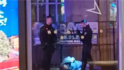 الاشتباه بوجود عبوة ناسفة في سيارة بعد حادث الدهس بألمانيا