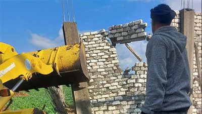 17 صورة ترصد إزالة تعديات وبناء مخالف في الدقهلية 