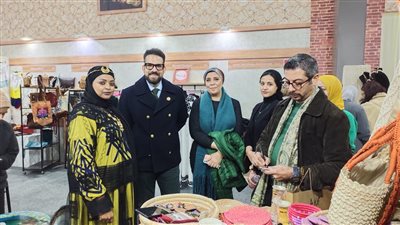 تصديري الحرف اليدوية يشجع الحرفيين على التوسع في التصدير من خلال زيارة معرض 