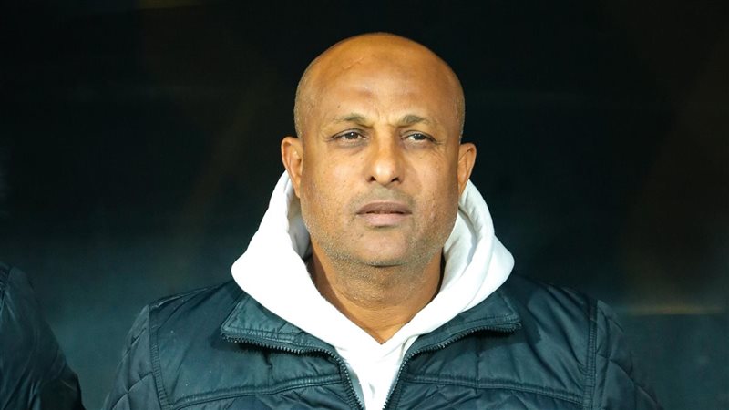 طارق مصطفى. فيتو